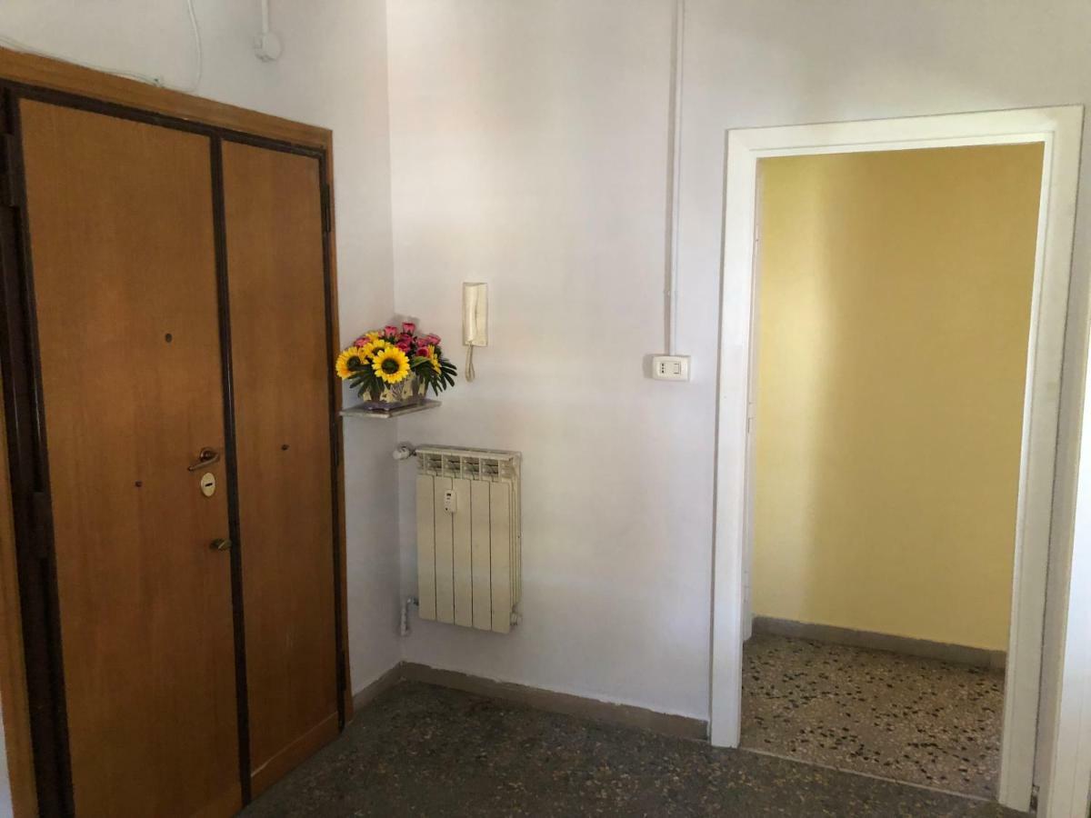 Roma Sister Hotel Luaran gambar